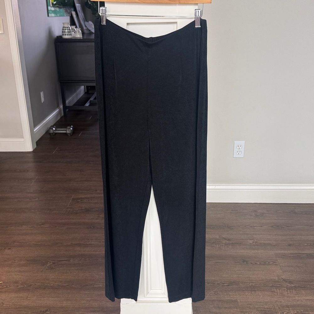 Chico's NWOT black travelers pants size 12 short - Picture 4 of 8